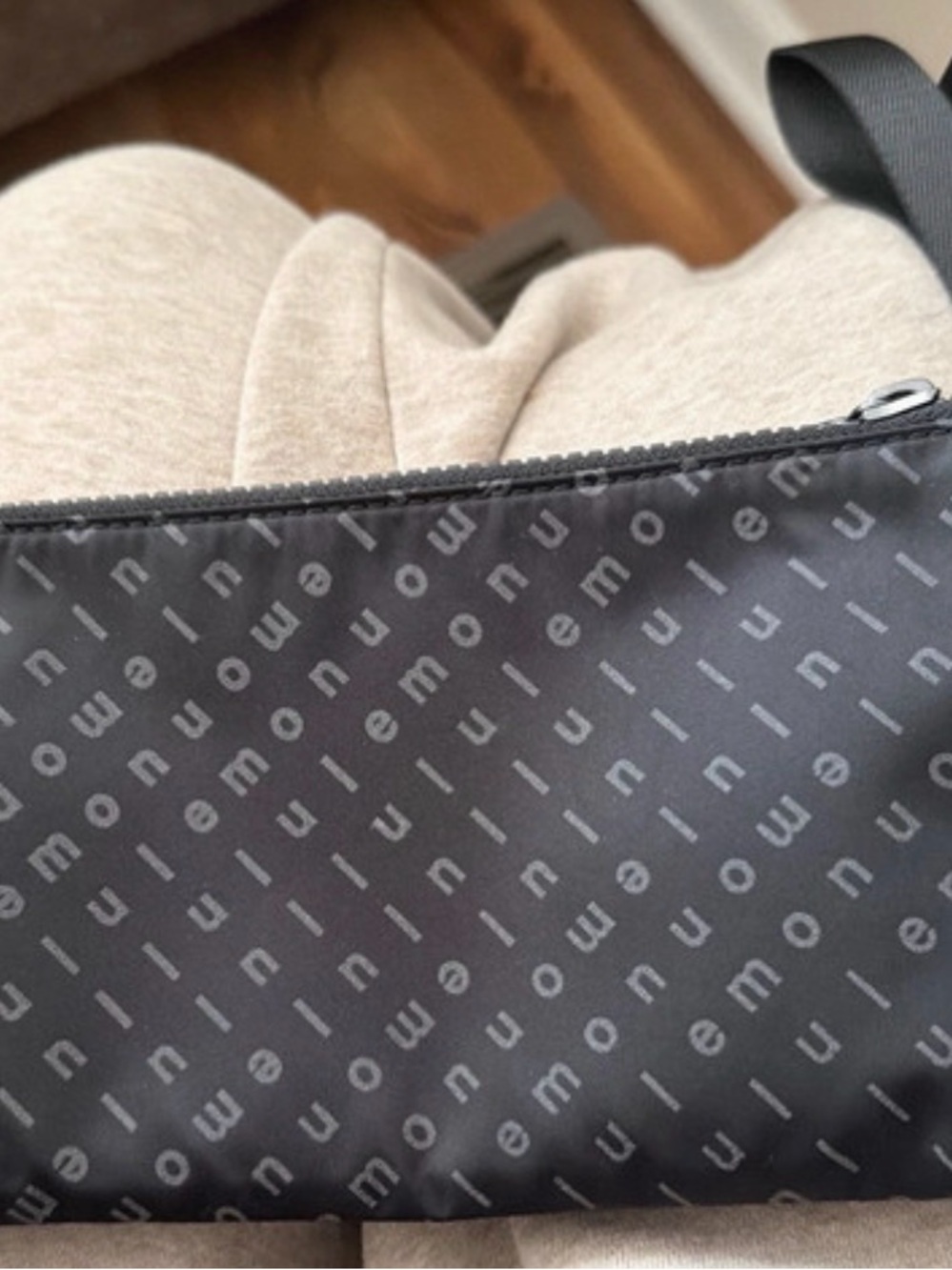 lululemon athletica Black Logo-Print Wristlet Pouch - Picture 2 of 4